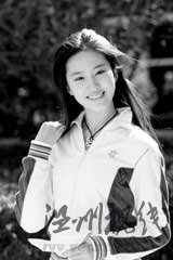劉亦菲還原真實(shí)身份：沒有叛逆期的女生(組圖)