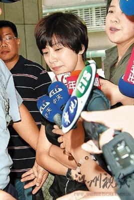 賈靜雯孫志浩離婚當庭爭吵提及黃磊爭女不相讓