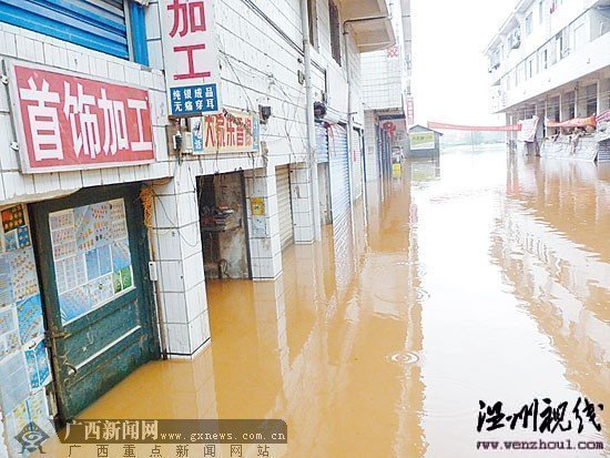 桂林興安縣界首市場遇洪必淹被指選址不當(圖)