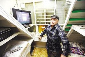 俄羅斯老人獨自掘地26年欲自建地鐵隧道(組圖)