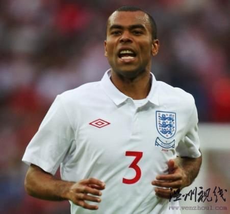 英媒盤點世界杯10大后衛 兩新人皮克克亞爾上榜
