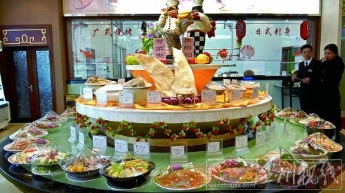 有溫州老板一下買10桌飯送人(圖)