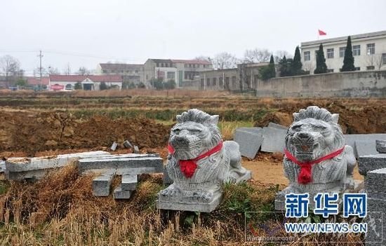 中國網(wǎng)事:網(wǎng)曝武漢豪華“活人墓”已被拆除[圖]