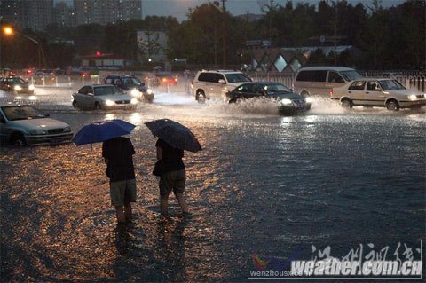 北京局地現大暴雨且伴有強雷電 專家詳細解析