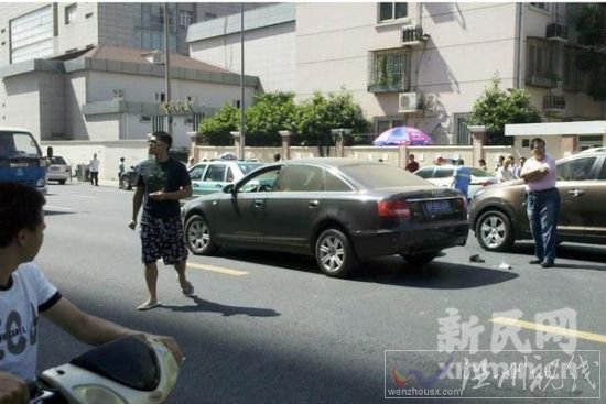 奧迪車碾死女收費員