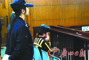 失手捂死女兒