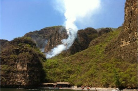 延慶龍慶峽山火