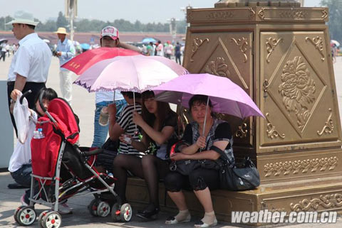 京城17日15時(shí)氣溫37.8℃ 再創(chuàng)今年新高