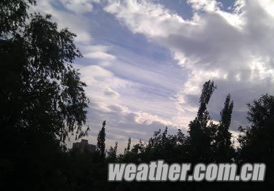 北京12日最高氣溫30℃ 下午北部地區(qū)有雷雨