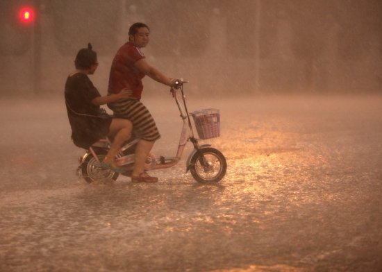 洛陽暴雨