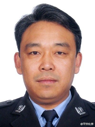 派出所所長(zhǎng)李方洪