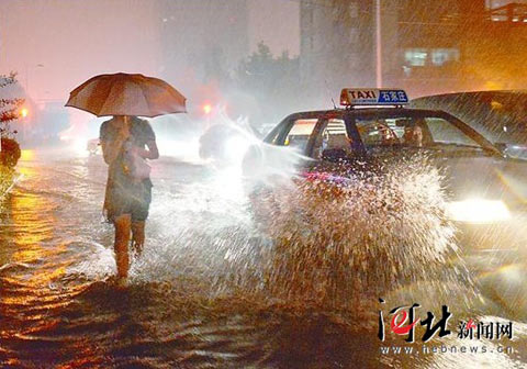 河北大部現(xiàn)降雨 石家莊東二環(huán)雨量達(dá)115.8毫米