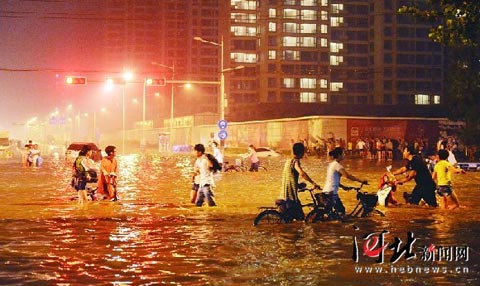 河北大部現(xiàn)降雨 石家莊東二環(huán)雨量達(dá)115.8毫米