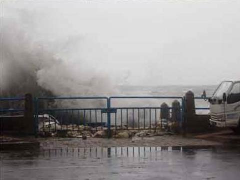 “達(dá)維”登陸山東 需防范強(qiáng)降雨