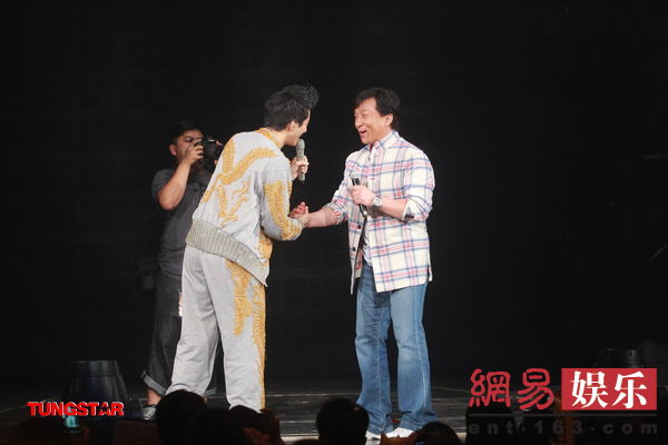 王力宏紅磡演唱會成龍助陣