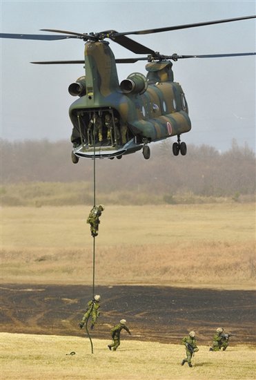 日本奪島軍演