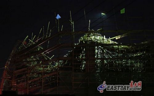 上海地鐵停車場檢修庫坍塌