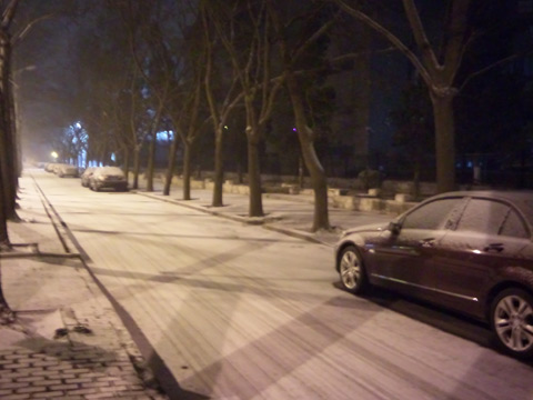 北京出現(xiàn)降雪
