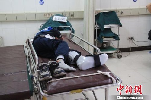 西安小學(xué)生踩踏