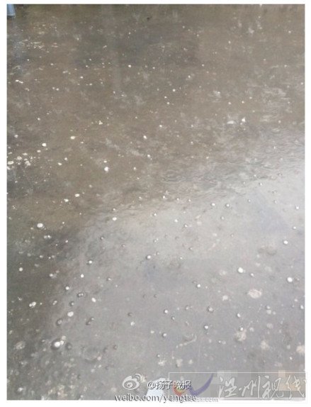 午后蘇州多地下起了冰雹