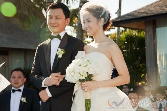 在巴厘島結婚的明星