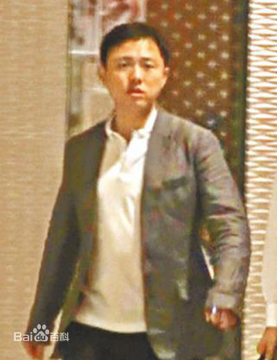 吳佩慈男友紀(jì)曉波個人資料 35歲身家百億