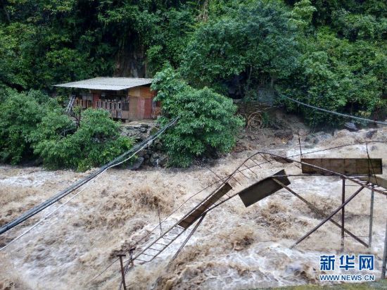 云南福貢暴雨山洪爆發(fā)
