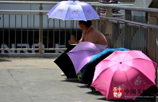 鄭州入夏后迎來高溫日，5月20日最高溫36.5℃。