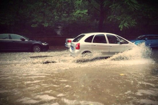 市區部分路段出現積水