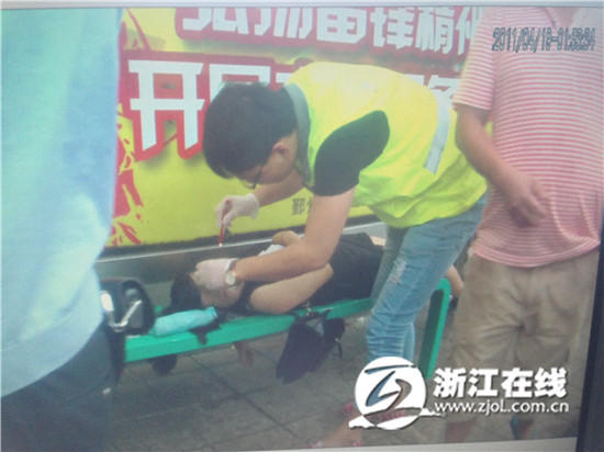 寧波19歲女孩等公交猝死