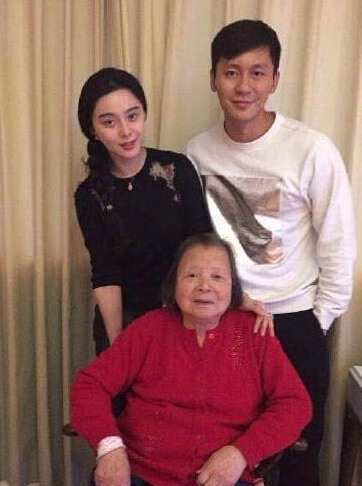 范冰冰回應(yīng)與李晨戀情
