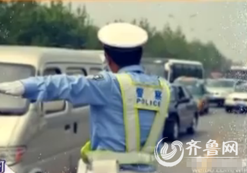 濰坊交警執勤