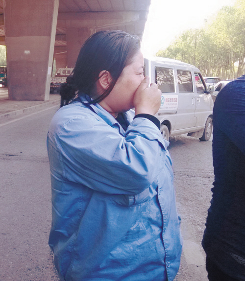 出租車撞瑪莎拉蒂女司機被嚇哭