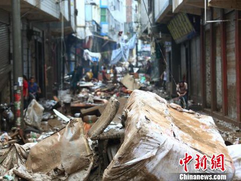 四川南江暴雨引發山洪和山體滑坡已造成2人死亡