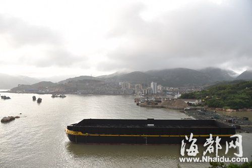 漁民撿回千萬巨輪