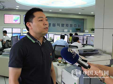 福建臺風(fēng)最新消息：“蓮花”“燦鴻”南北夾擊福建