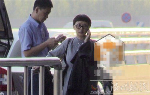 何炅和女友王菁已經結婚