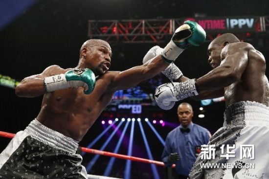 梅威瑟告別戰(zhàn)點(diǎn)數(shù)獲勝