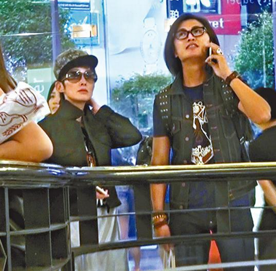 47歲張敏現身香港