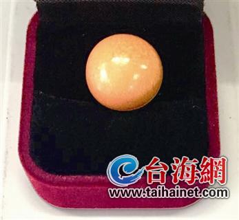 黃螺吐出龍珠