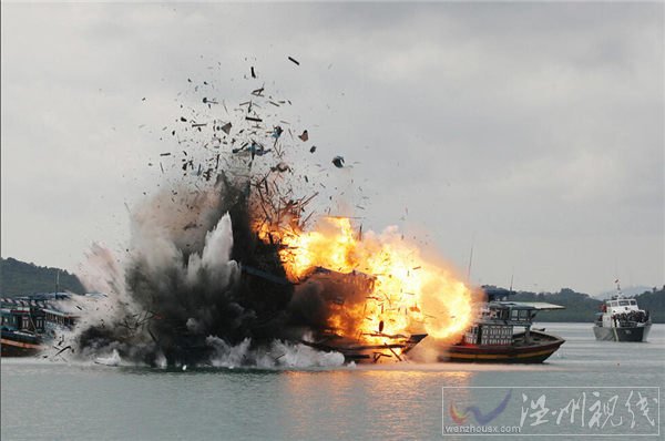 印尼海軍炸漁船