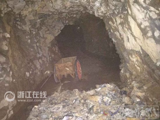浙江義烏礦洞坍塌現(xiàn)場