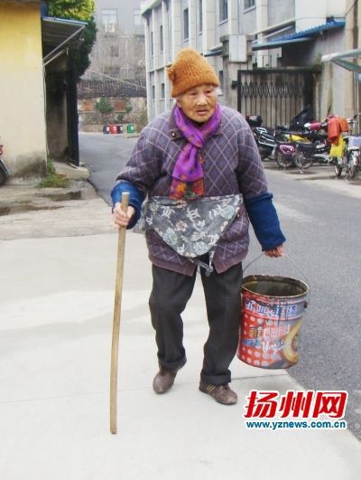 102歲老太不服老