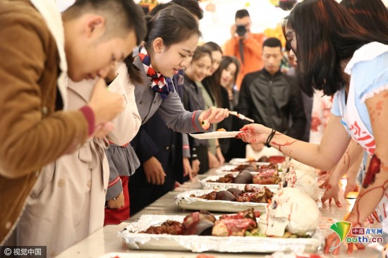 高校驚現人體大餐