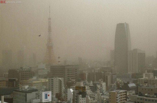 日本遇首次沙塵暴