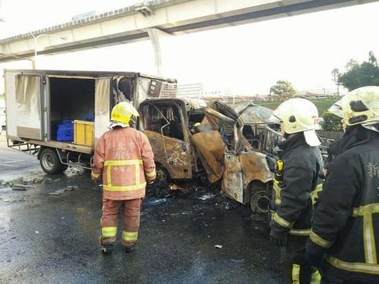 臺(tái)高速火燒車事故