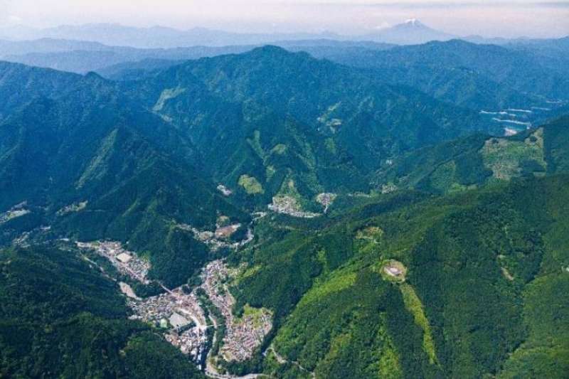 日本鄉(xiāng)村免費送房